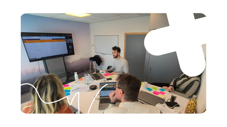 In Gent mogen digihelpers het nieuwe platform testen