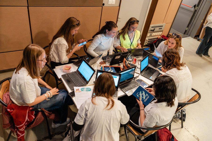 Leerlingen doen mee aan wedstrijd
