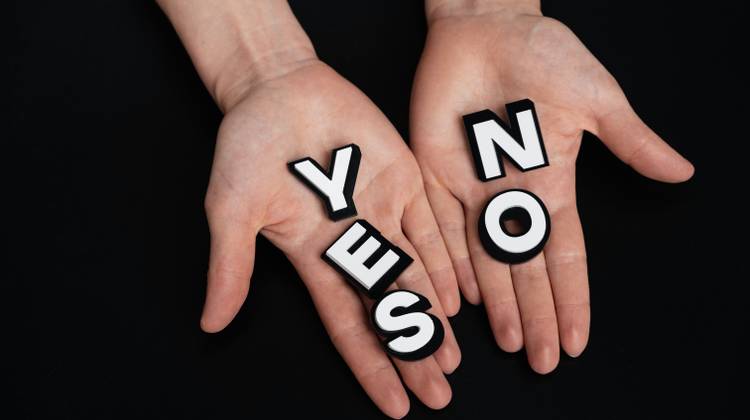 Reageren op complottheorieën: doen of niet?