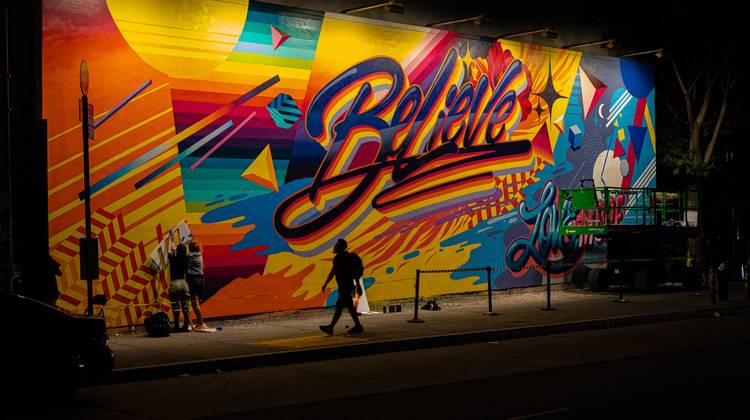 Zijn complottheorieën gevaarlijk?